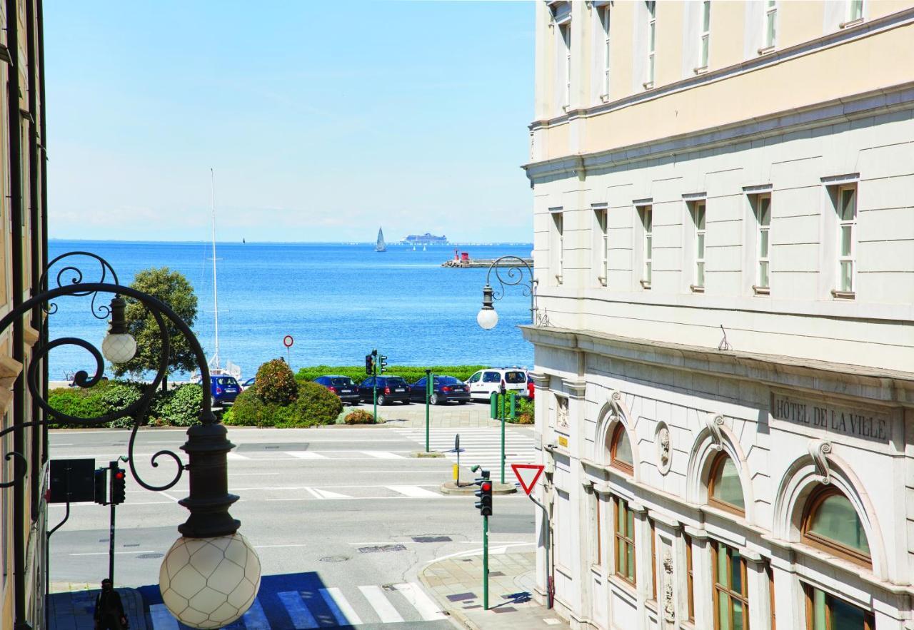 Youme Design Place Hotel Trieste Exteriör bild