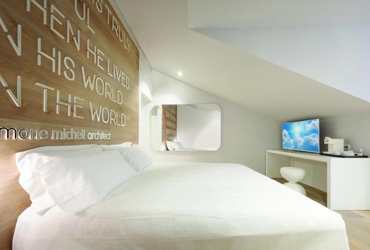 Youme Design Place Hotel Trieste Exteriör bild