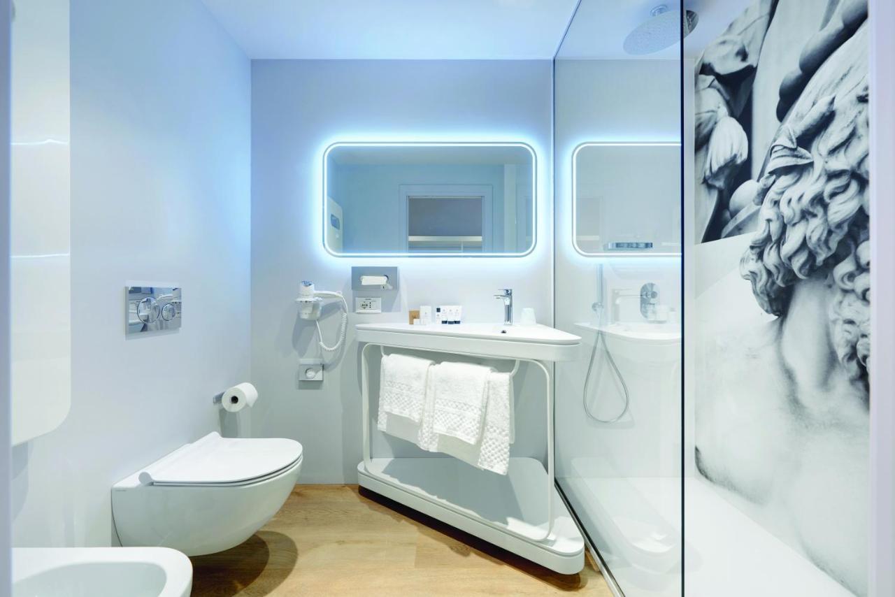 Youme Design Place Hotel Trieste Exteriör bild